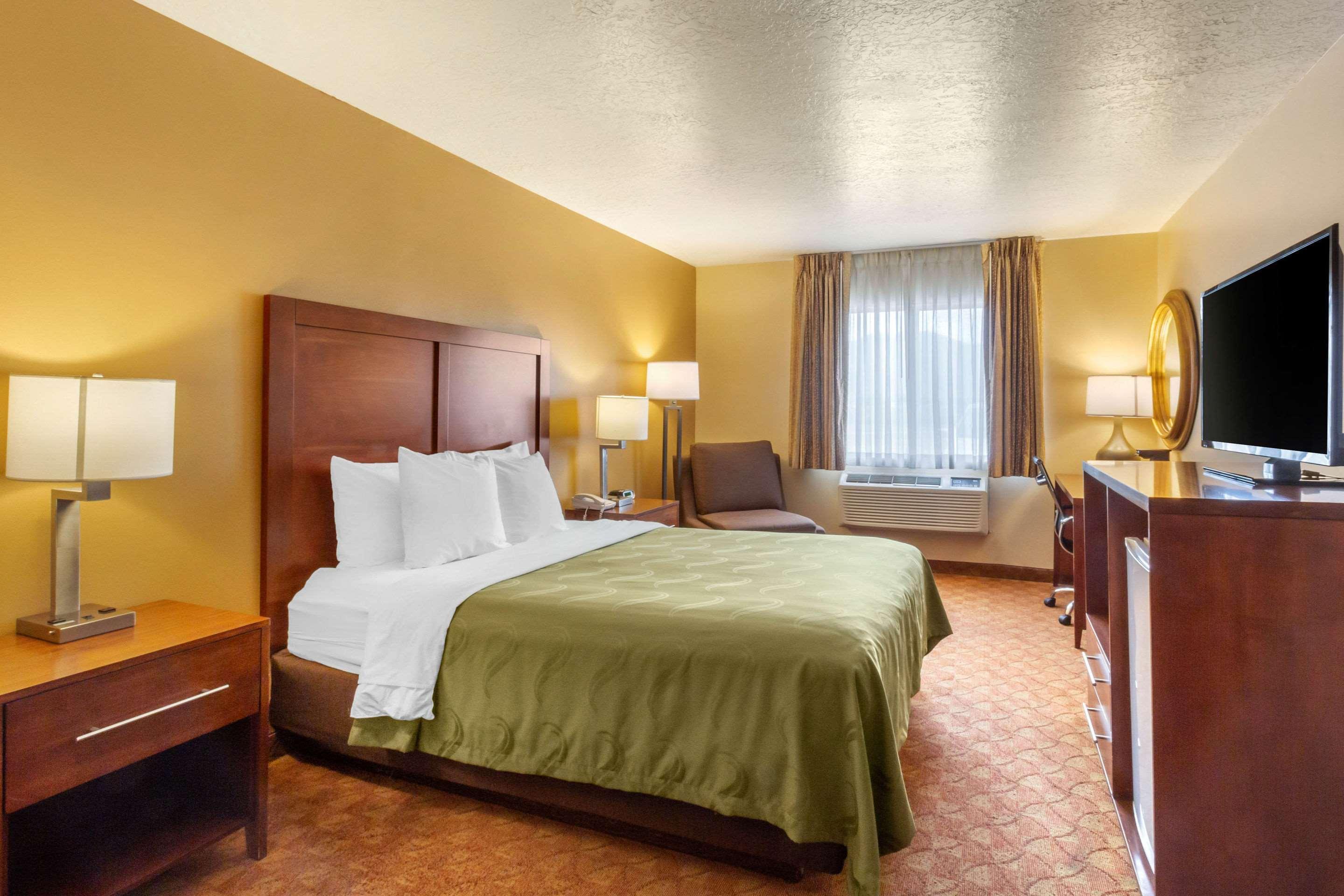 Quality Inn Logan Near University Exteriér fotografie