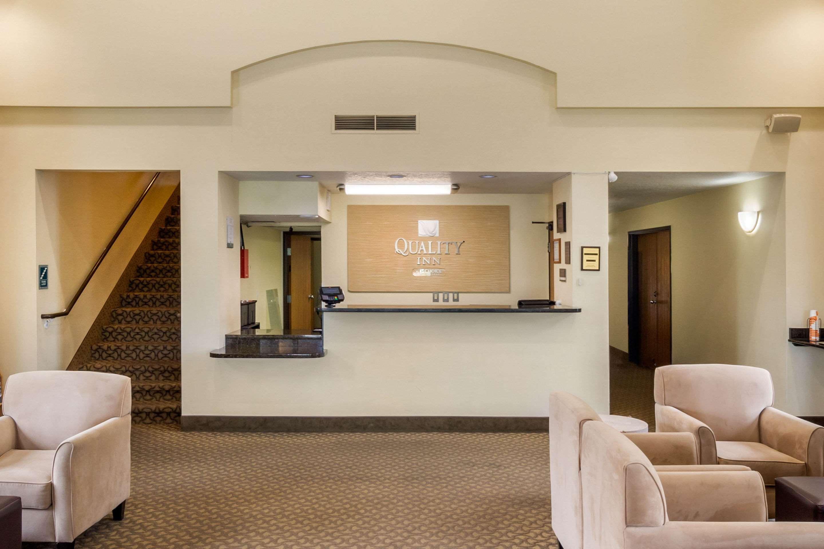 Quality Inn Logan Near University Exteriér fotografie