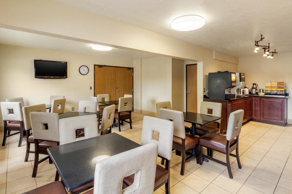 Quality Inn Logan Near University Exteriér fotografie
