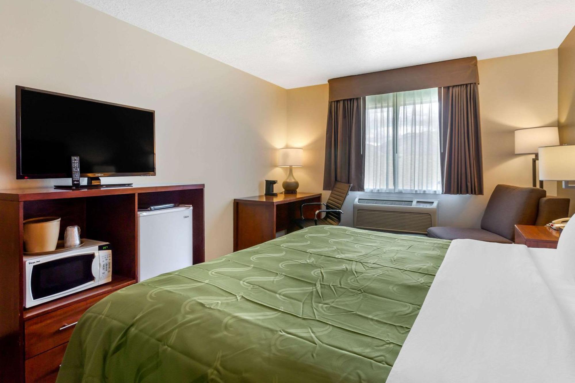 Quality Inn Logan Near University Exteriér fotografie