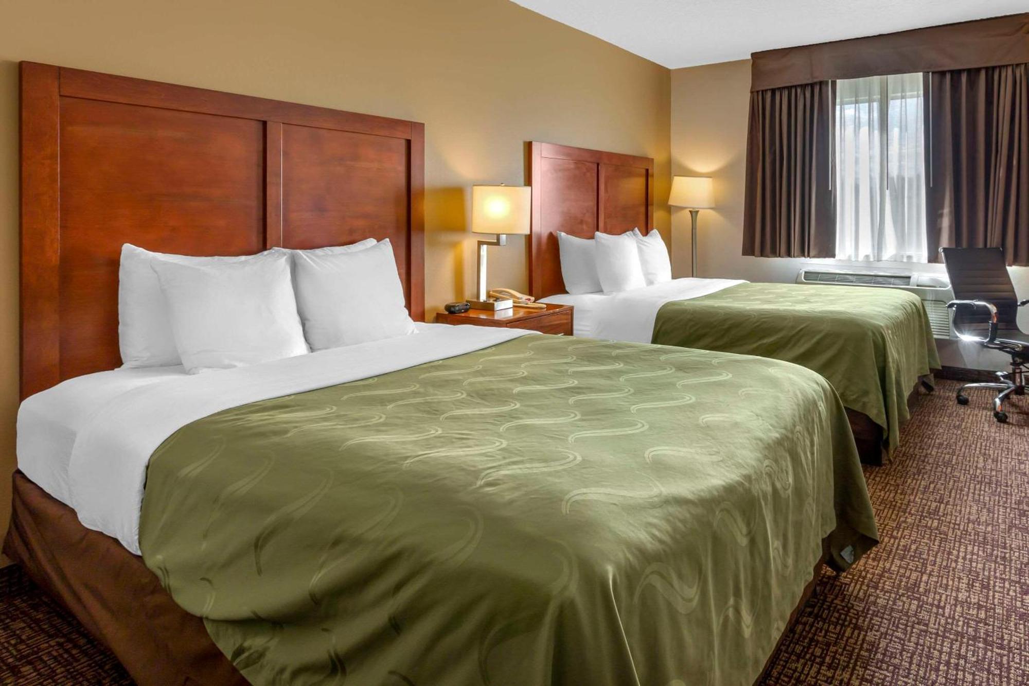 Quality Inn Logan Near University Exteriér fotografie